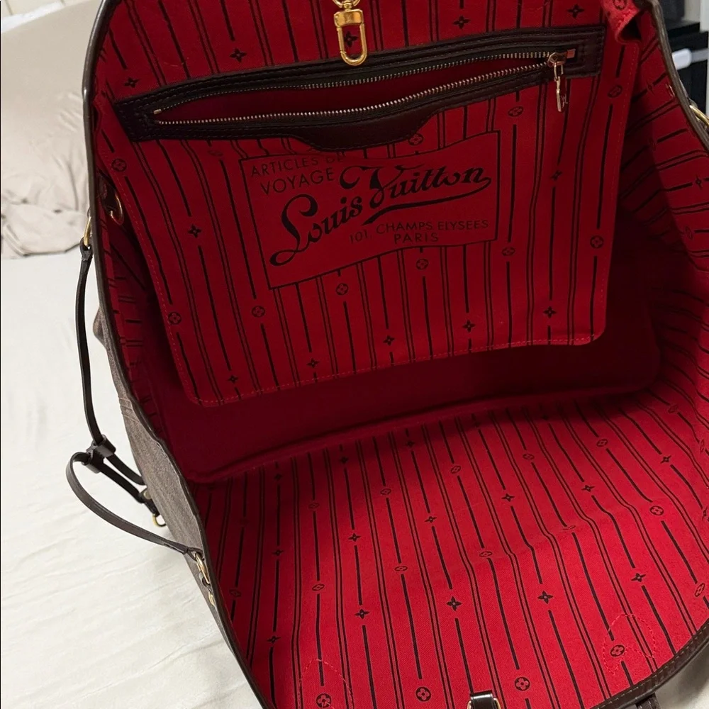 Louis Vuitton Neverfull GM - Picture 15 of 16